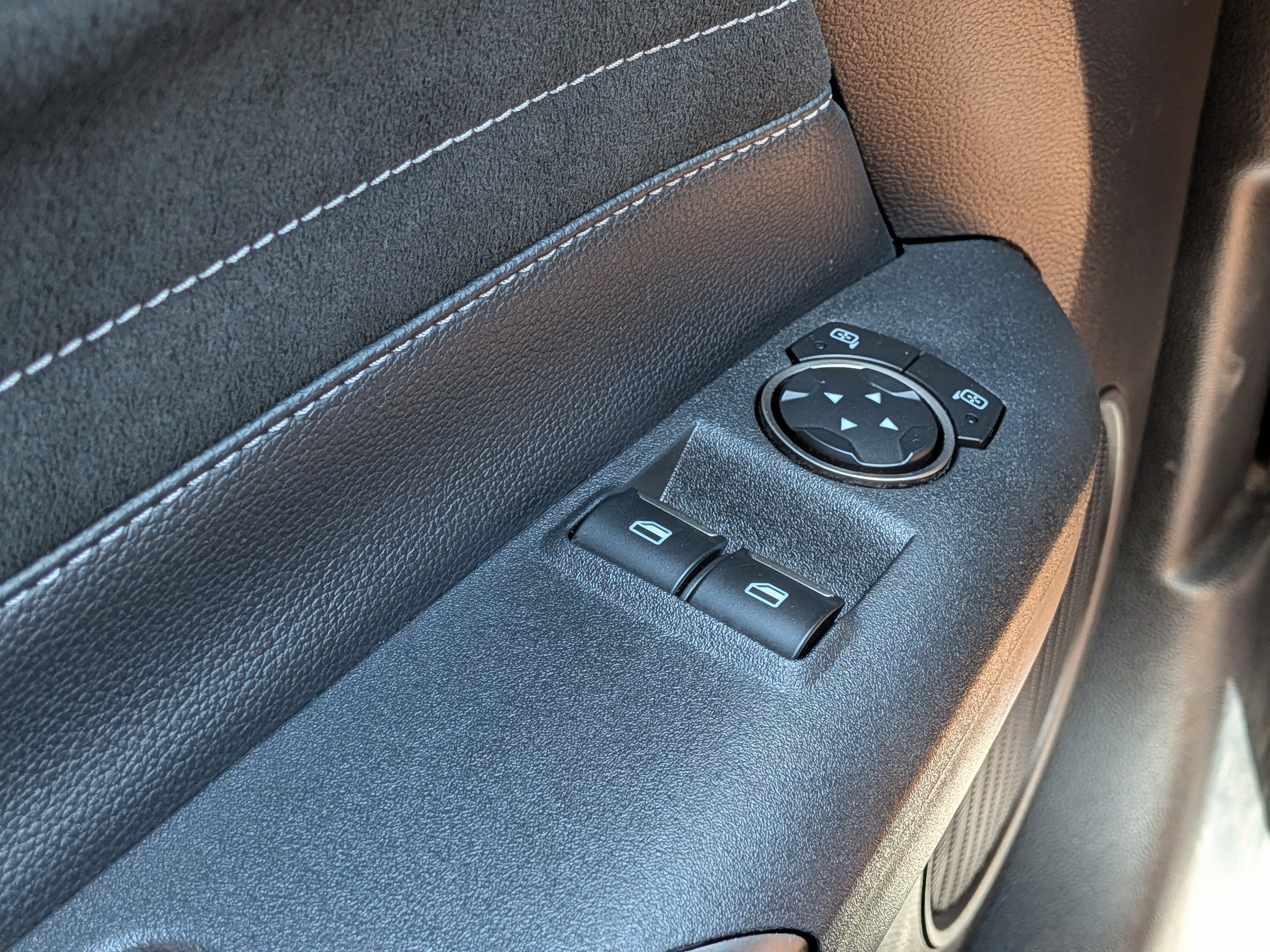 Used 2017 Ford Mustang Shelby GT350 w/ Electronics Package image 23