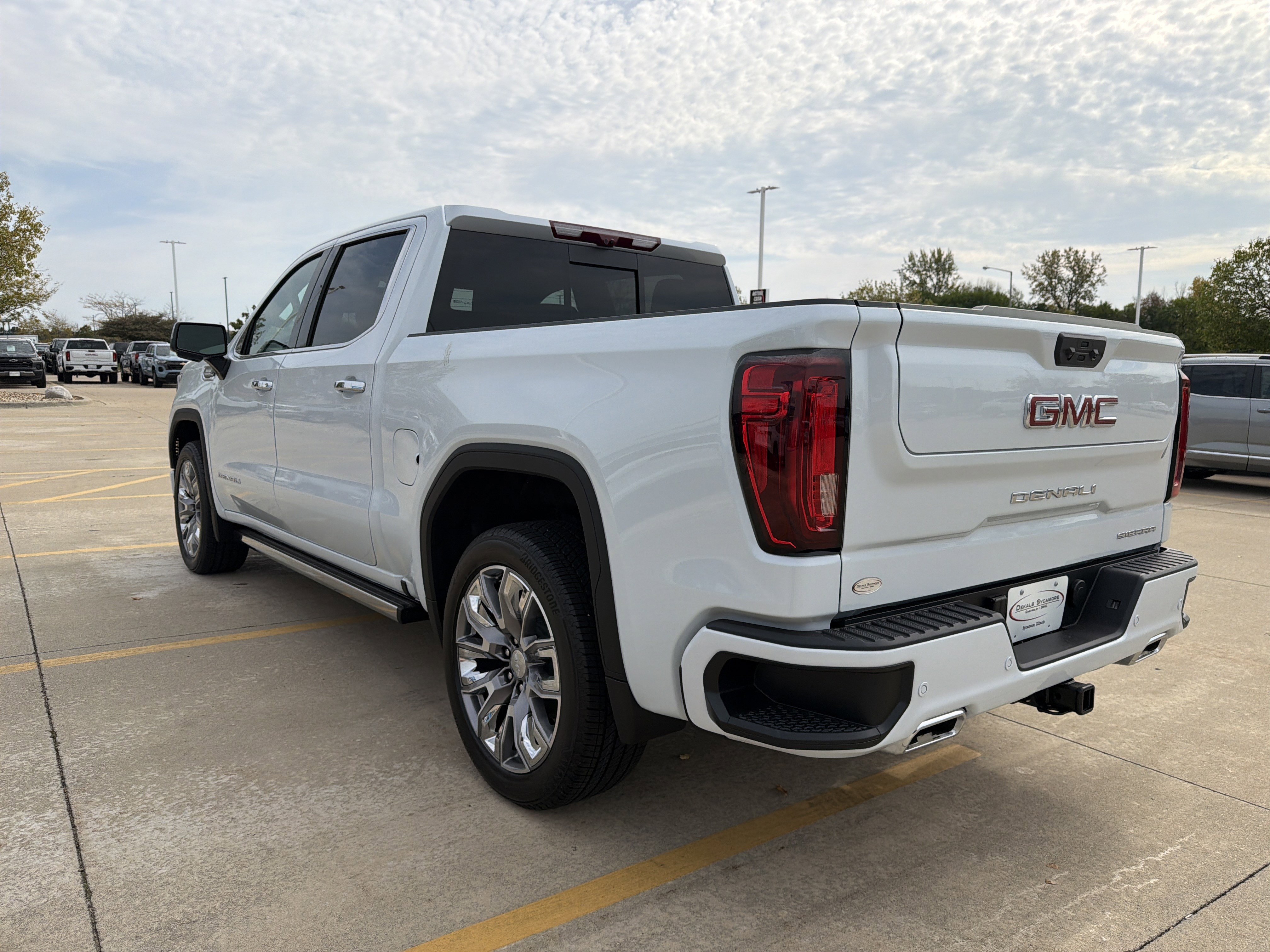 New 2026 GMC Sierra 1500 Denali w/ Denali Reserve Package image 8
