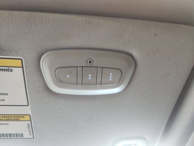 Used 2018 Jeep Cherokee Latitude Plus w/ Comfort/Convenience Group image 22