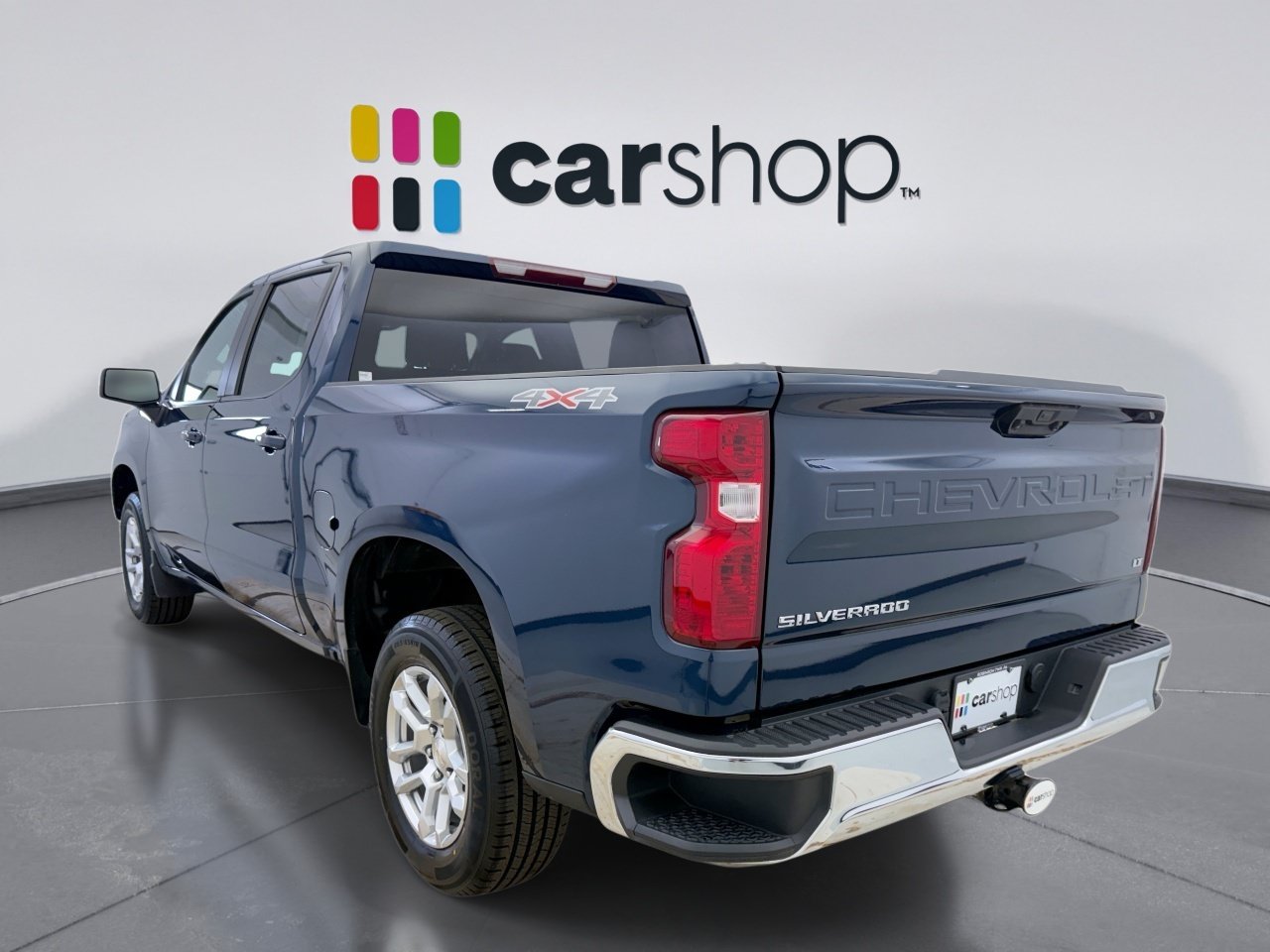 Used 2023 Chevrolet Silverado 1500 LT AWD/4WD image 3