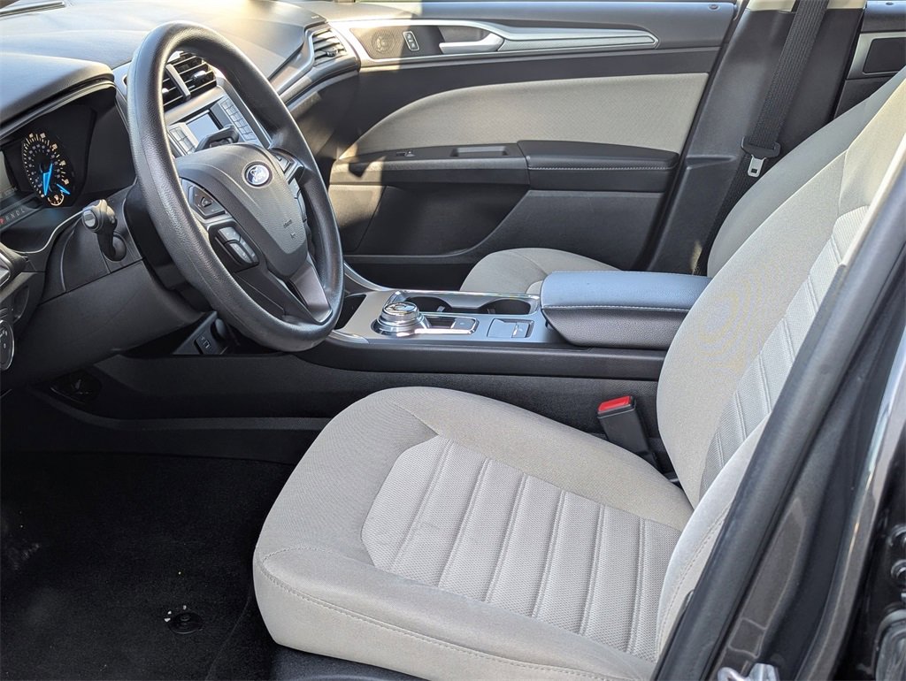 Used 2019 Ford Fusion S image 11