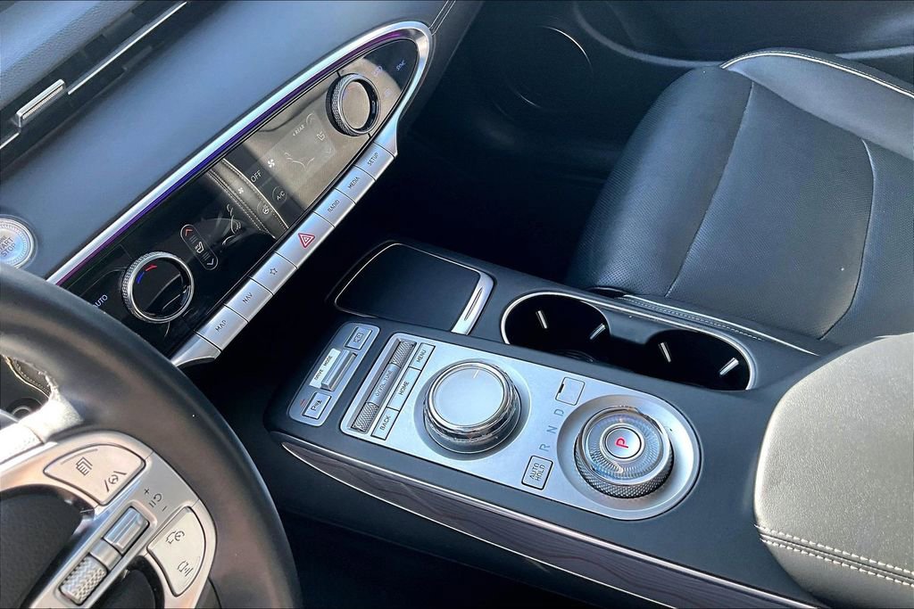 Used 2023 Genesis GV70 2.5T w/ Advanced Package image 19