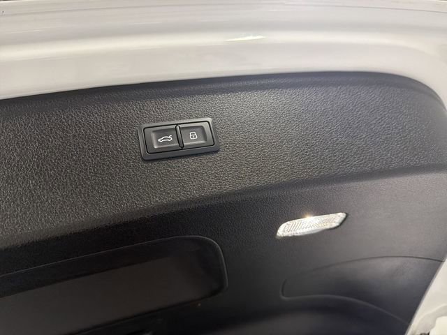 Used 2024 Audi Q5 2.0T Premium Plus AWD/4WD image 16