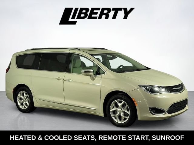 Used 2020 Chrysler Pacifica Limited FWD image 1
