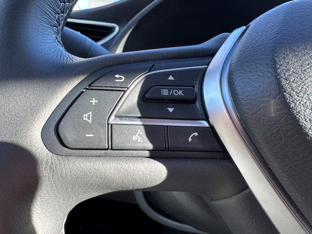 Used 2025 INFINITI QX50 Luxe image 17