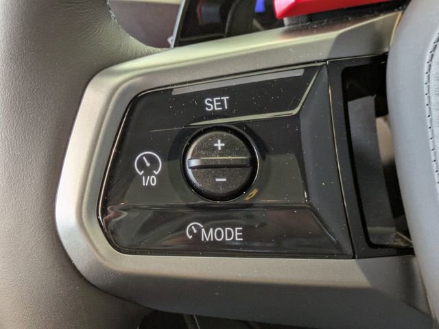 Used 2026 BMW M5 w/ Executive Package image 27