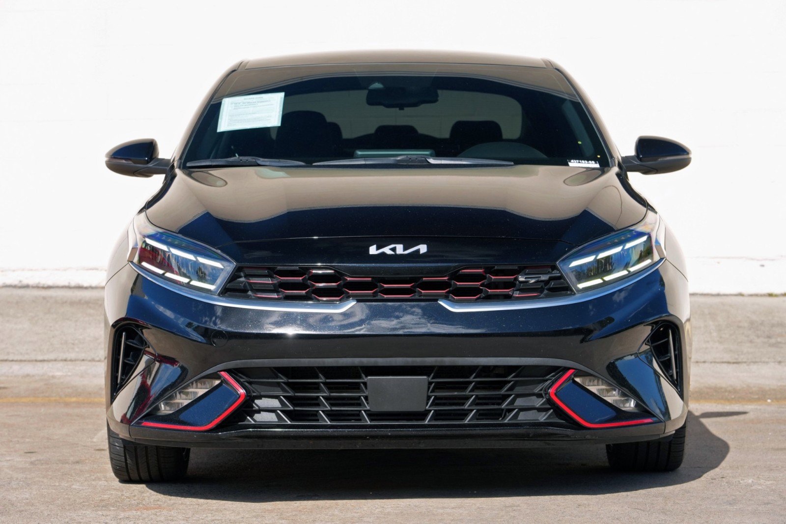 Used 2022 Kia Forte GT w/ GT Technology Package FWD image 6