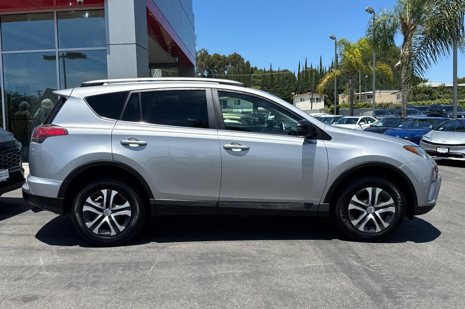 Certified 2017 Toyota RAV4 LE w/ Carpet Mat Package FWD image 4