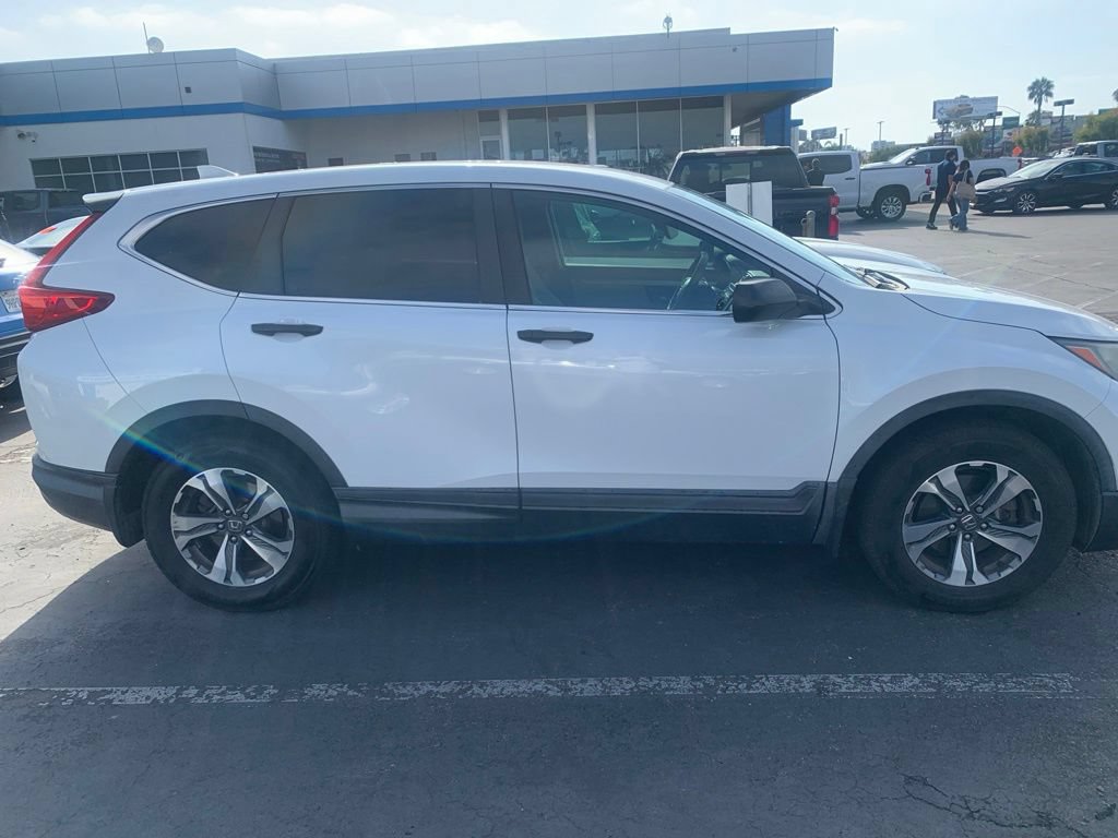 Used 2019 Honda CR-V LX image 5