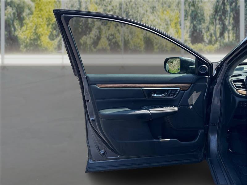 Used 2018 Honda CR-V Touring image 20