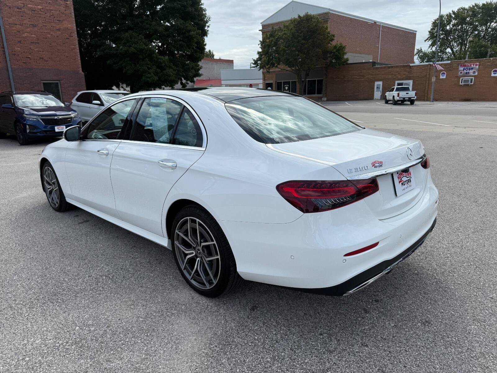 Used 2021 Mercedes-Benz E 350 4MATIC Sedan image 7