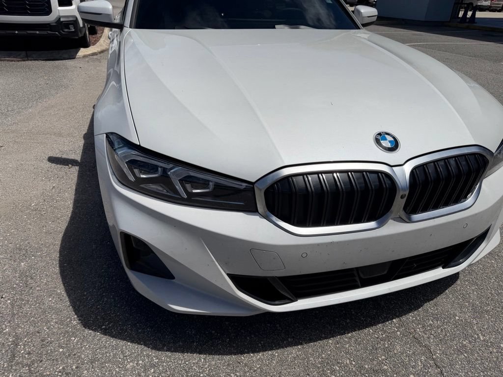 Used 2025 BMW 330i xDrive Sedan w/ M Sport Package AWD/4WD image 13