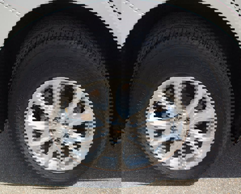 Used 2021 Chevrolet Equinox LT FWD image 16