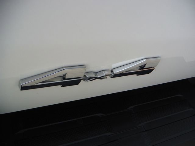 Used 2024 Toyota Tacoma SR5 AWD/4WD image 11