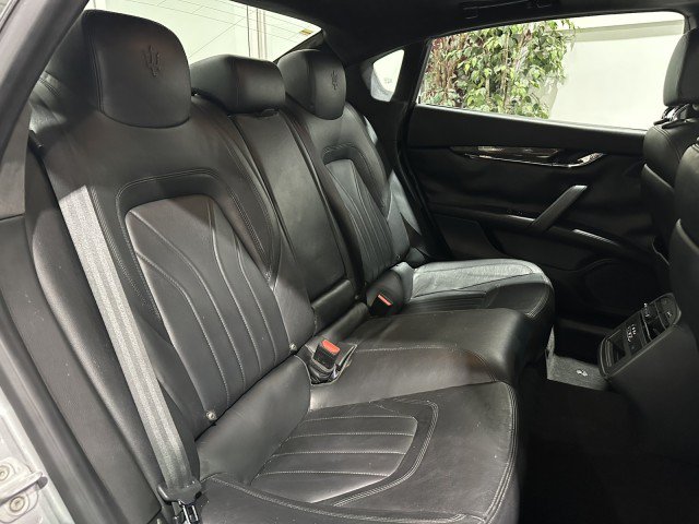Used 2014 Maserati Quattroporte GTS RWD image 50