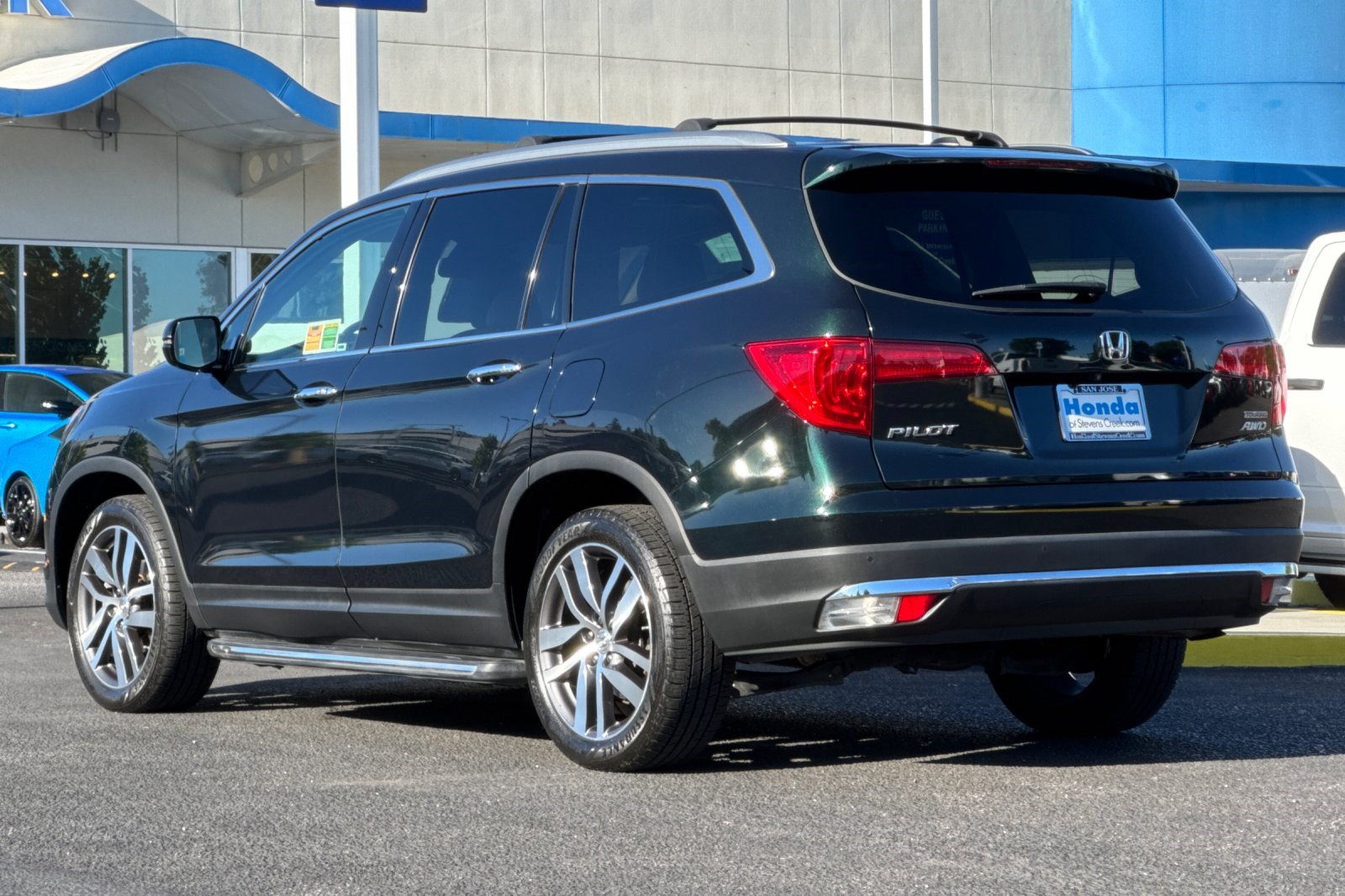 Used 2016 Honda Pilot Touring image 3