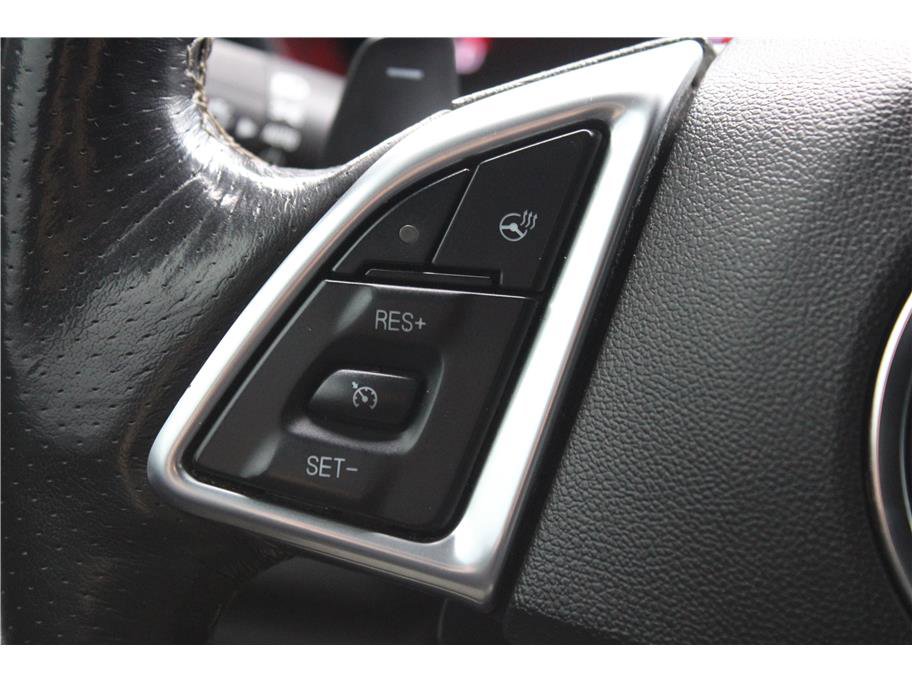 Used 2018 Chevrolet Camaro SS image 19