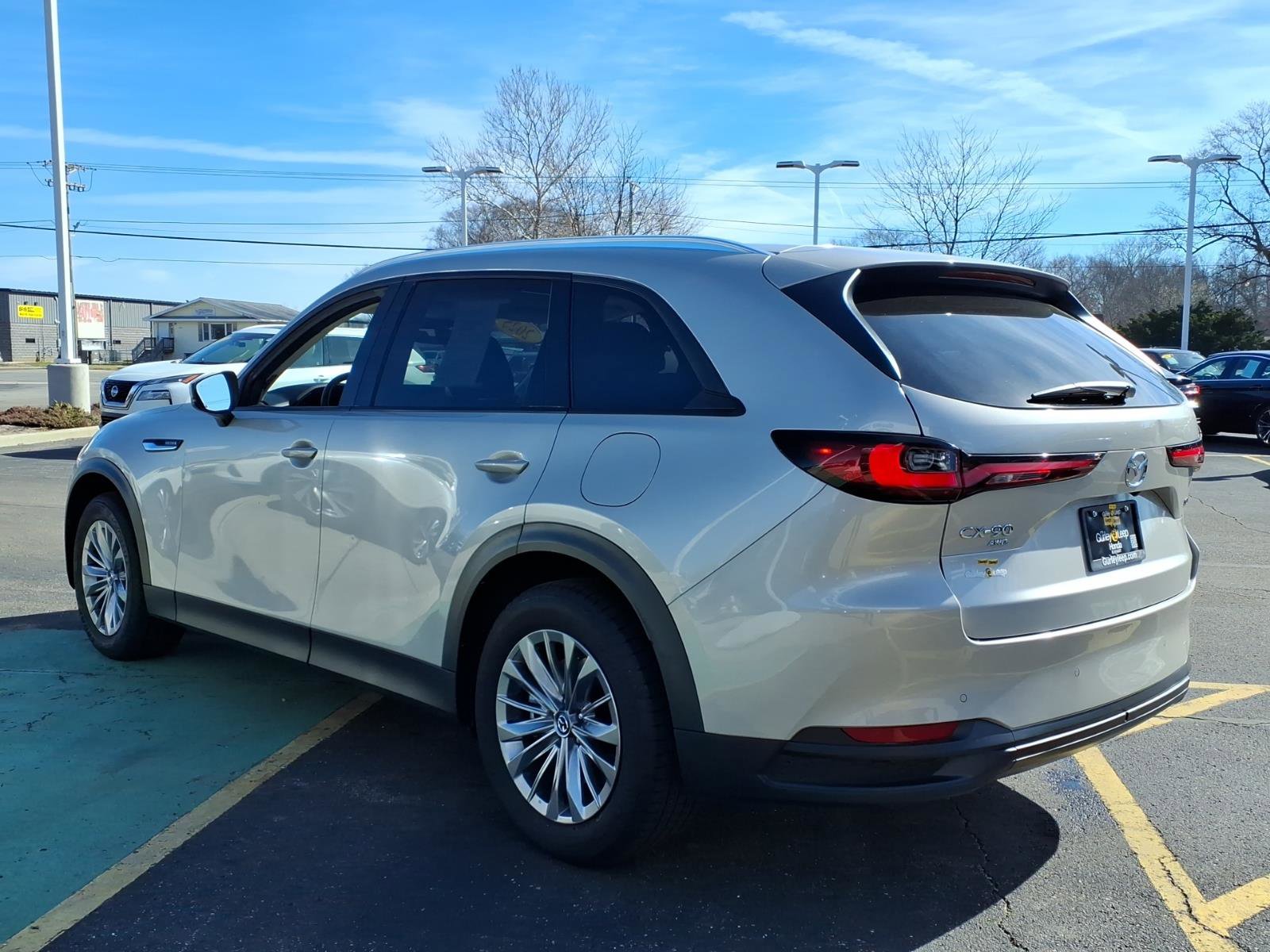 Used 2025 MAZDA CX-90 3.3 Turbo w/ Preferred Package image 11