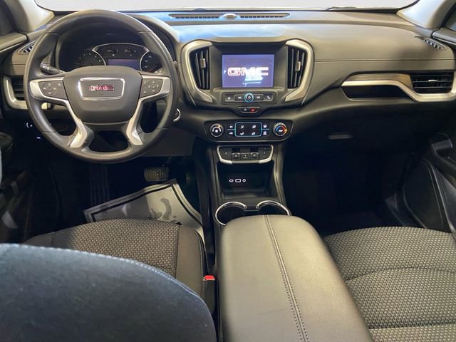 Used 2024 GMC Terrain SLE image 11