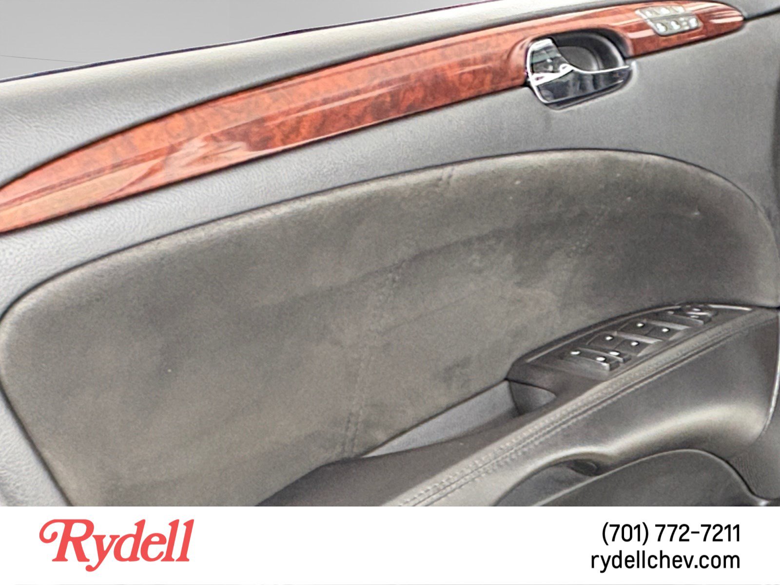 Used 2009 Buick Lucerne Super FWD image 11