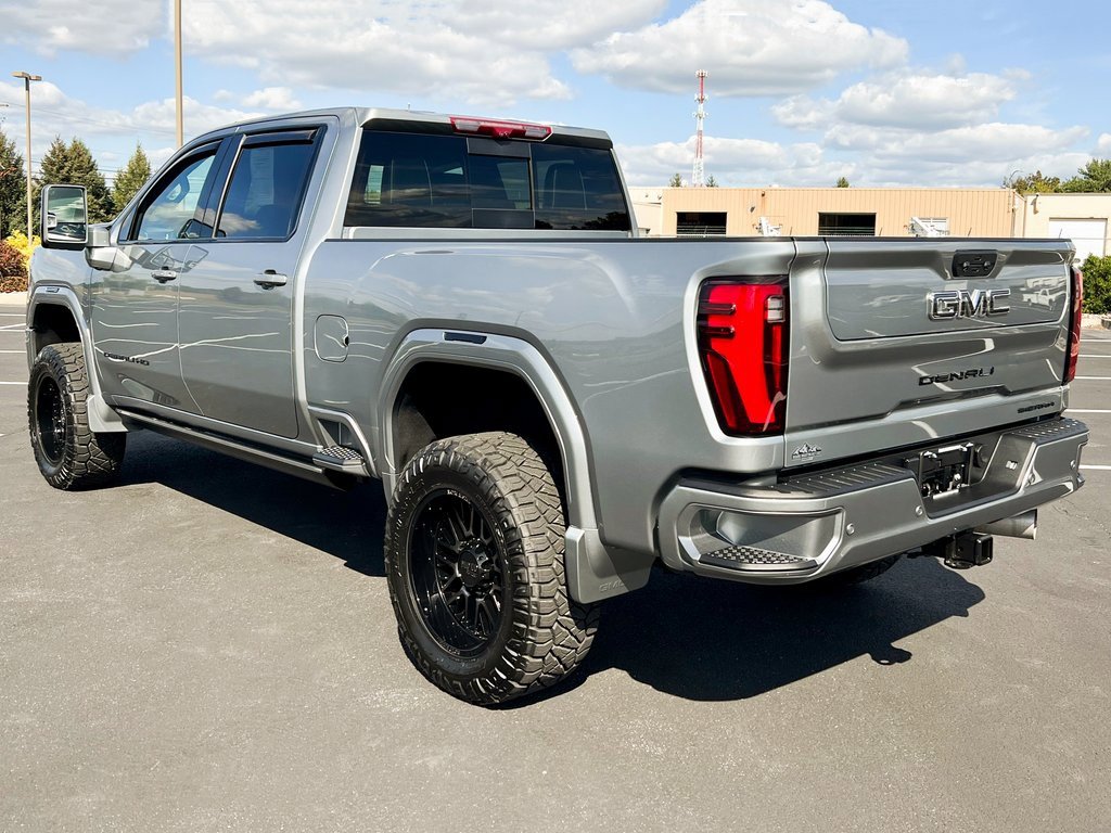 Used 2024 GMC Sierra 2500 Denali Ultimate w/ Max Trailering Package image 15