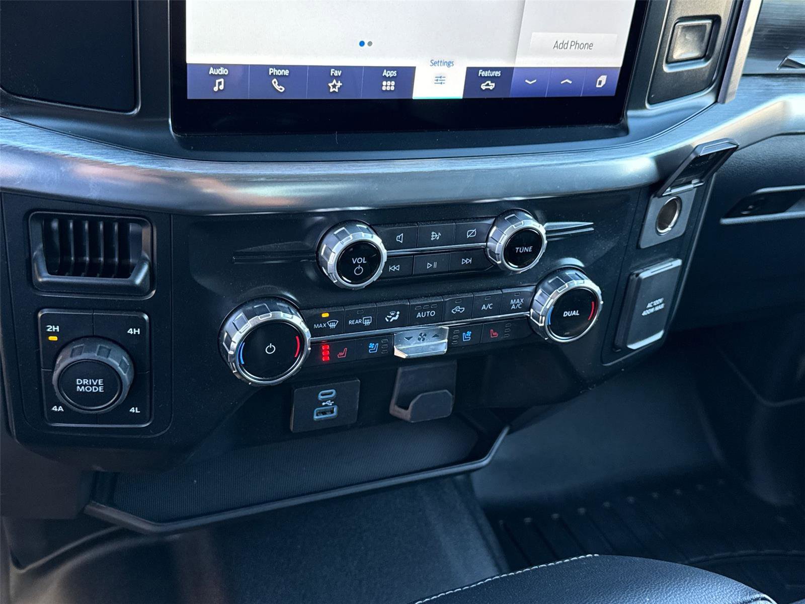 Used 2022 Ford F150 Lariat w/ Equipment Group 501A Mid image 30