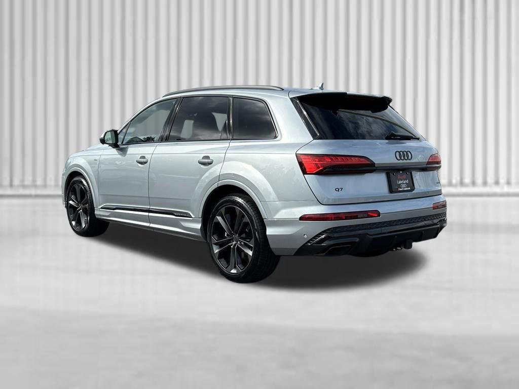 New 2026 Audi Q7 Premium Plus AWD/4WD image 3