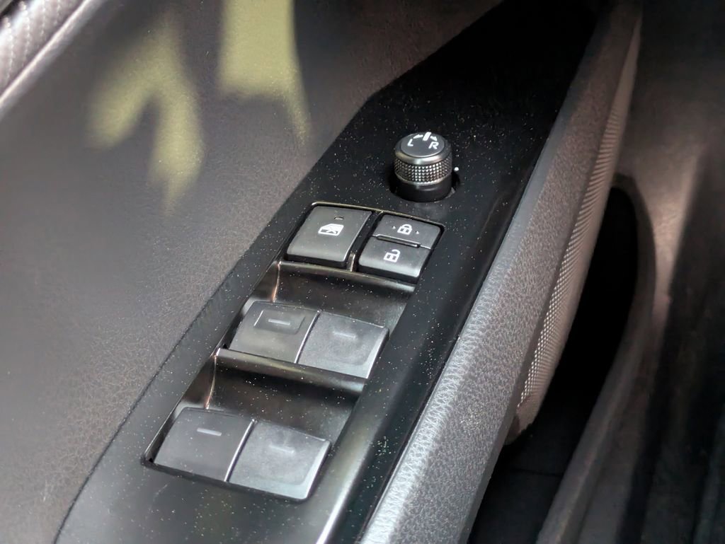 Certified 2025 Toyota Camry SE image 24