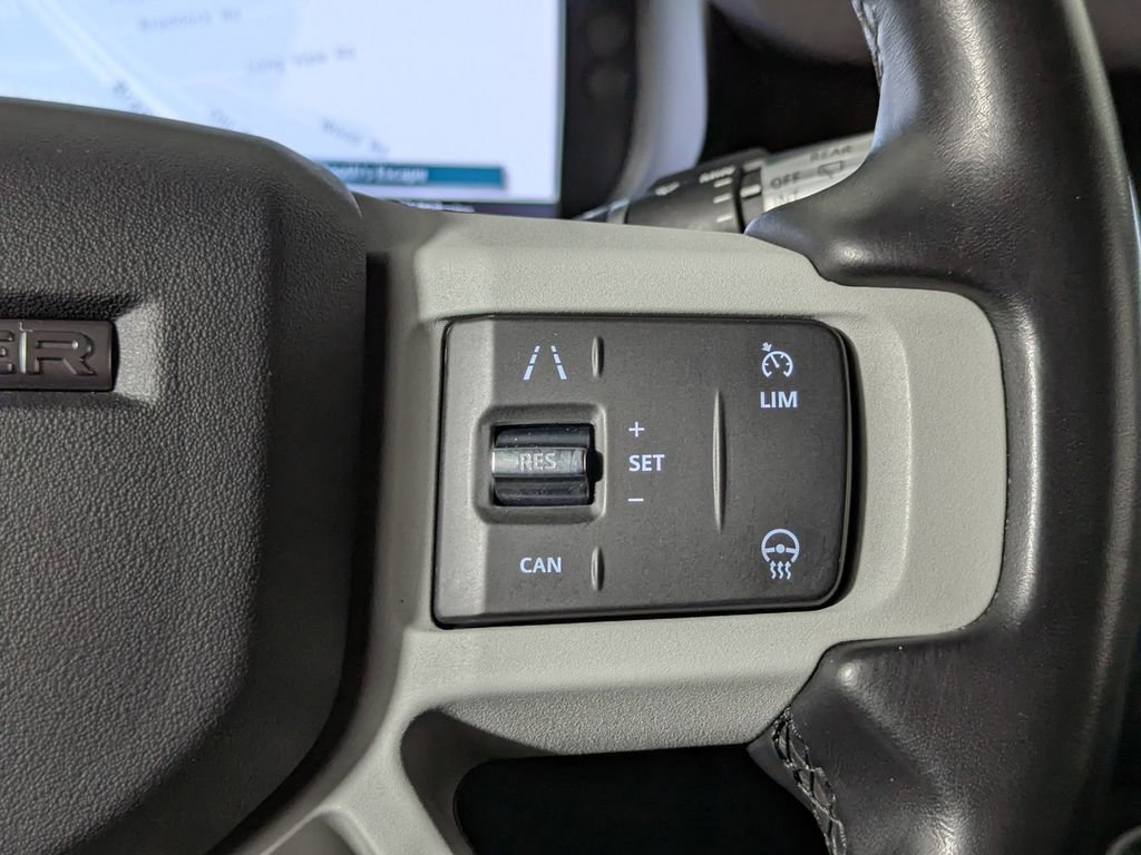 Used 2021 Land Rover Defender 110 image 32