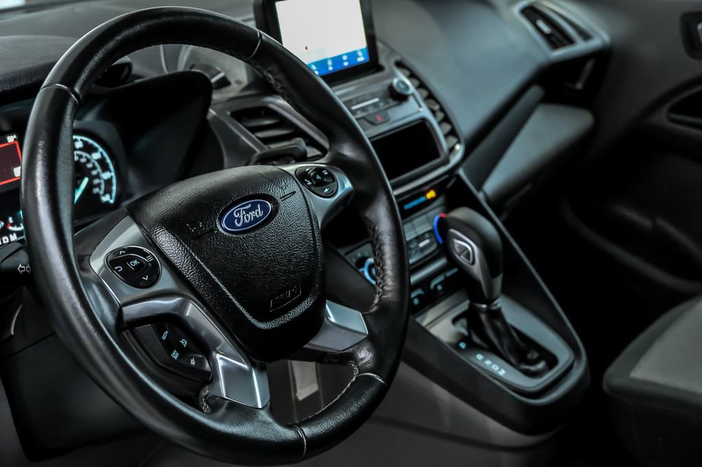 Used 2022 Ford Transit Connect XL FWD image 15
