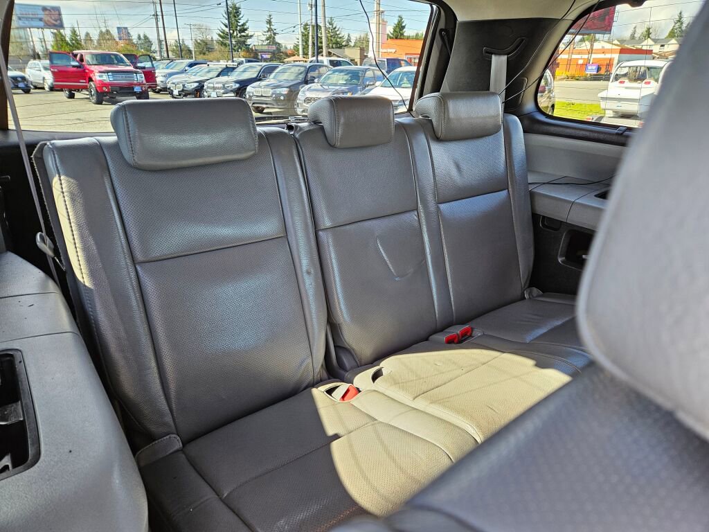 Used 2010 Toyota Sequoia Platinum AWD/4WD image 15