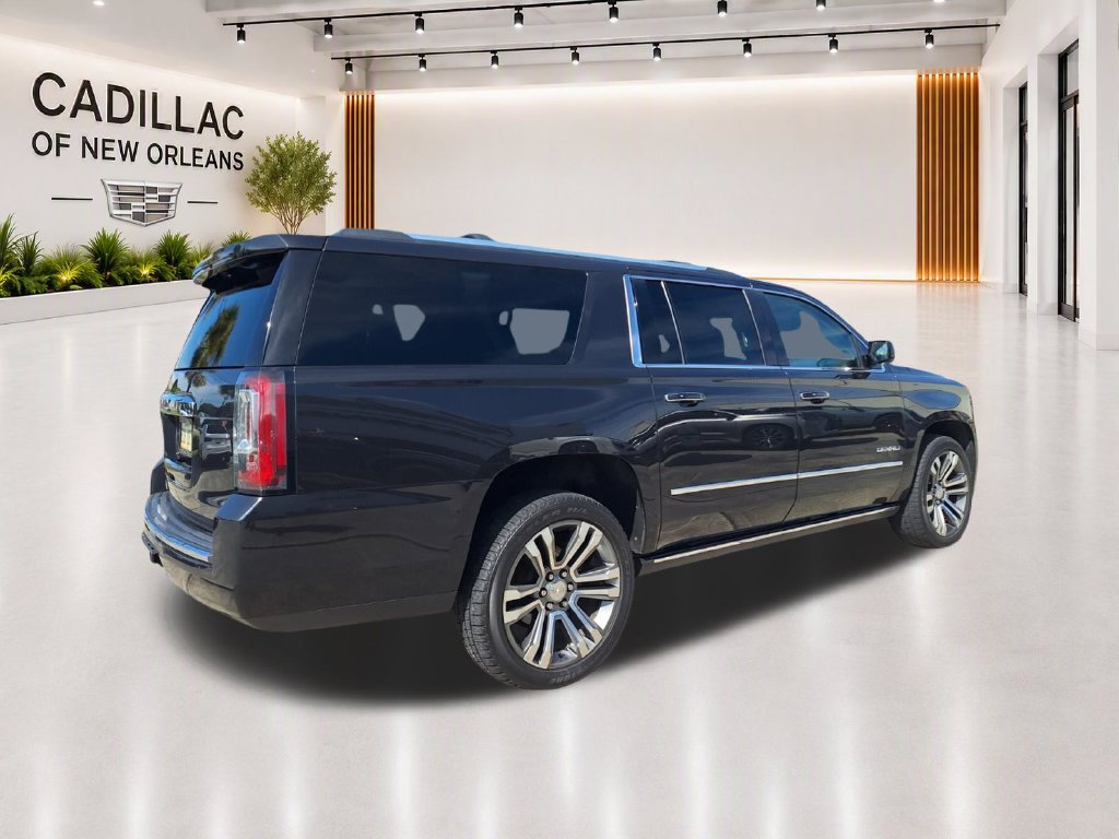 Used 2020 GMC Yukon XL Denali w/ Denali Premium Package RWD image 4