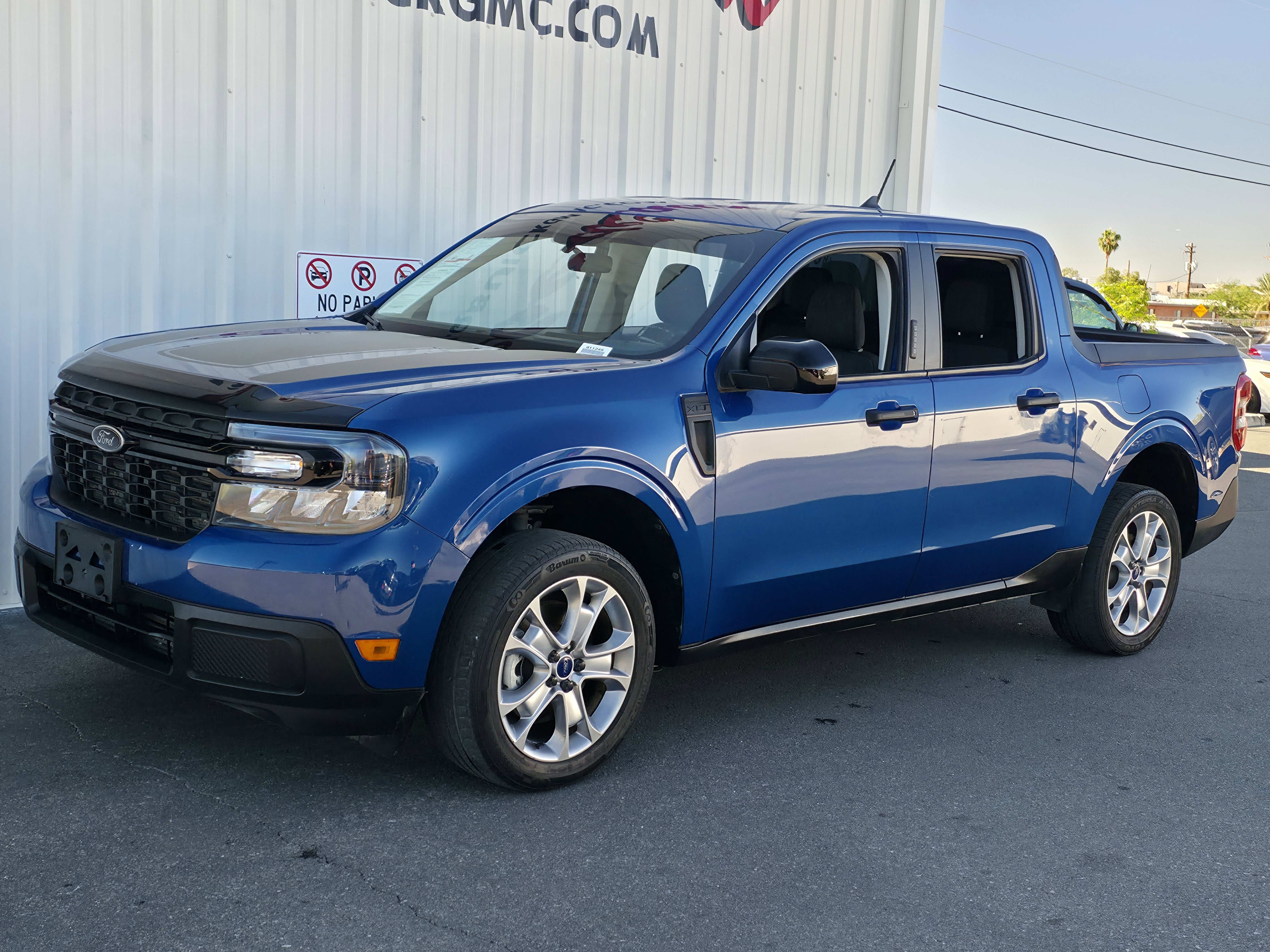 Used 2023 Ford Maverick XLT w/ Equipment Group 300A Standard image 3