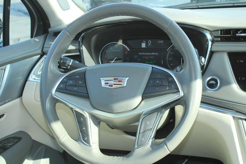 Used 2023 Cadillac XT5 Premium Luxury image 14