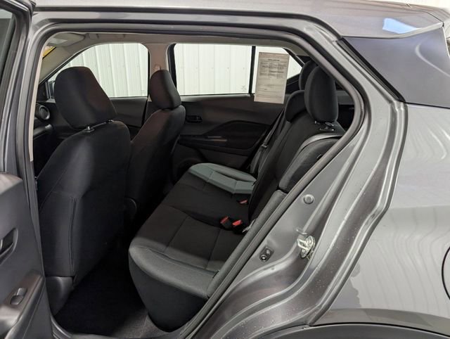 Used 2025 Nissan Kicks Play S image 9