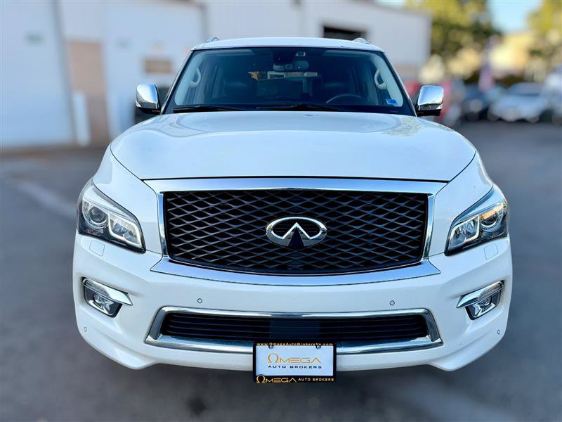 Used 2016 INFINITI QX80 4WD w/ Deluxe Technology Package image 3