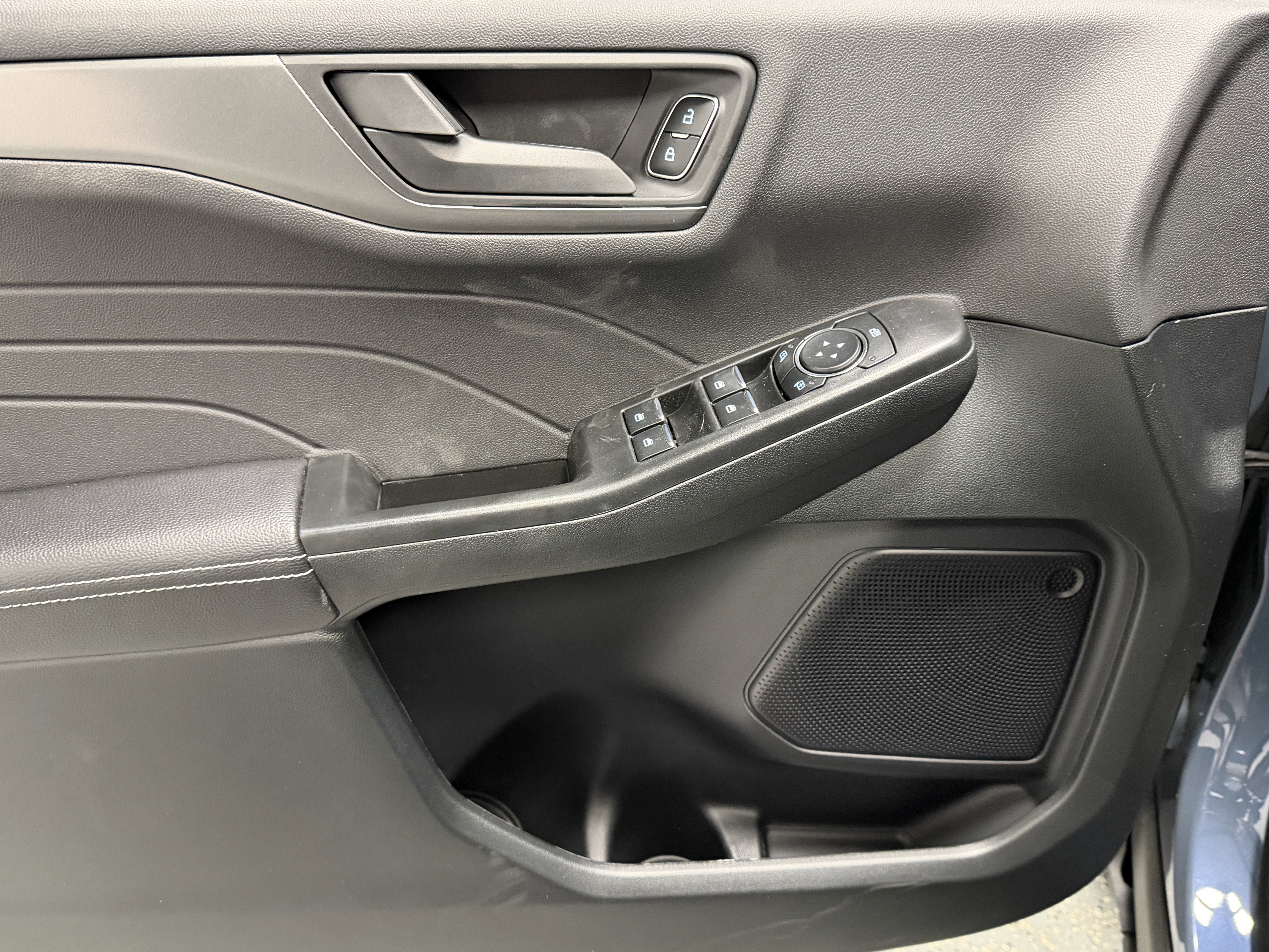 New 2026 Ford Escape Active w/ Cold Weather Package image 17