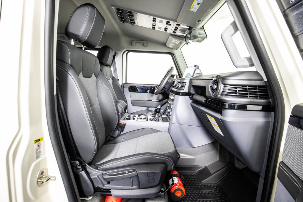 Used 2024 INEOS Grenadier Fieldmaster Edition image 10