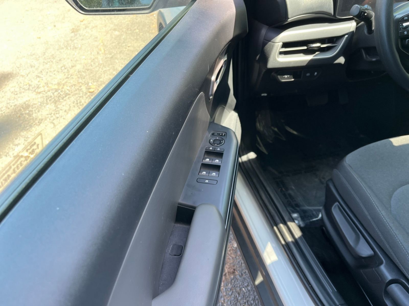 Used 2025 Kia K4 LXS FWD image 18