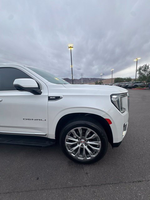 Used 2023 GMC Yukon Denali AWD/4WD image 4
