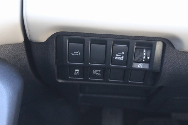 Used 2019 Subaru Ascent Limited w/ Popular Package #2 image 28