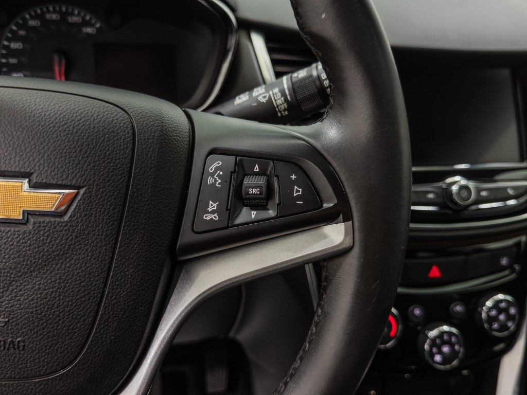 Used 2020 Chevrolet Trax Premier FWD image 28