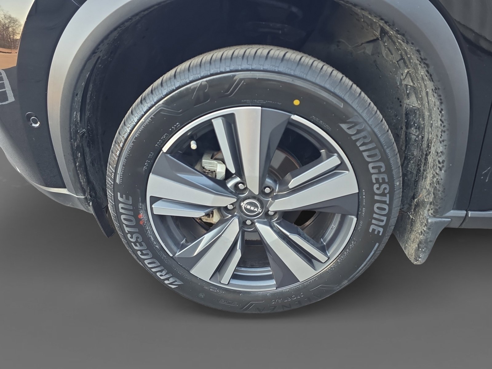 Used 2023 Nissan Rogue SL w/ SL Premium Package image 9