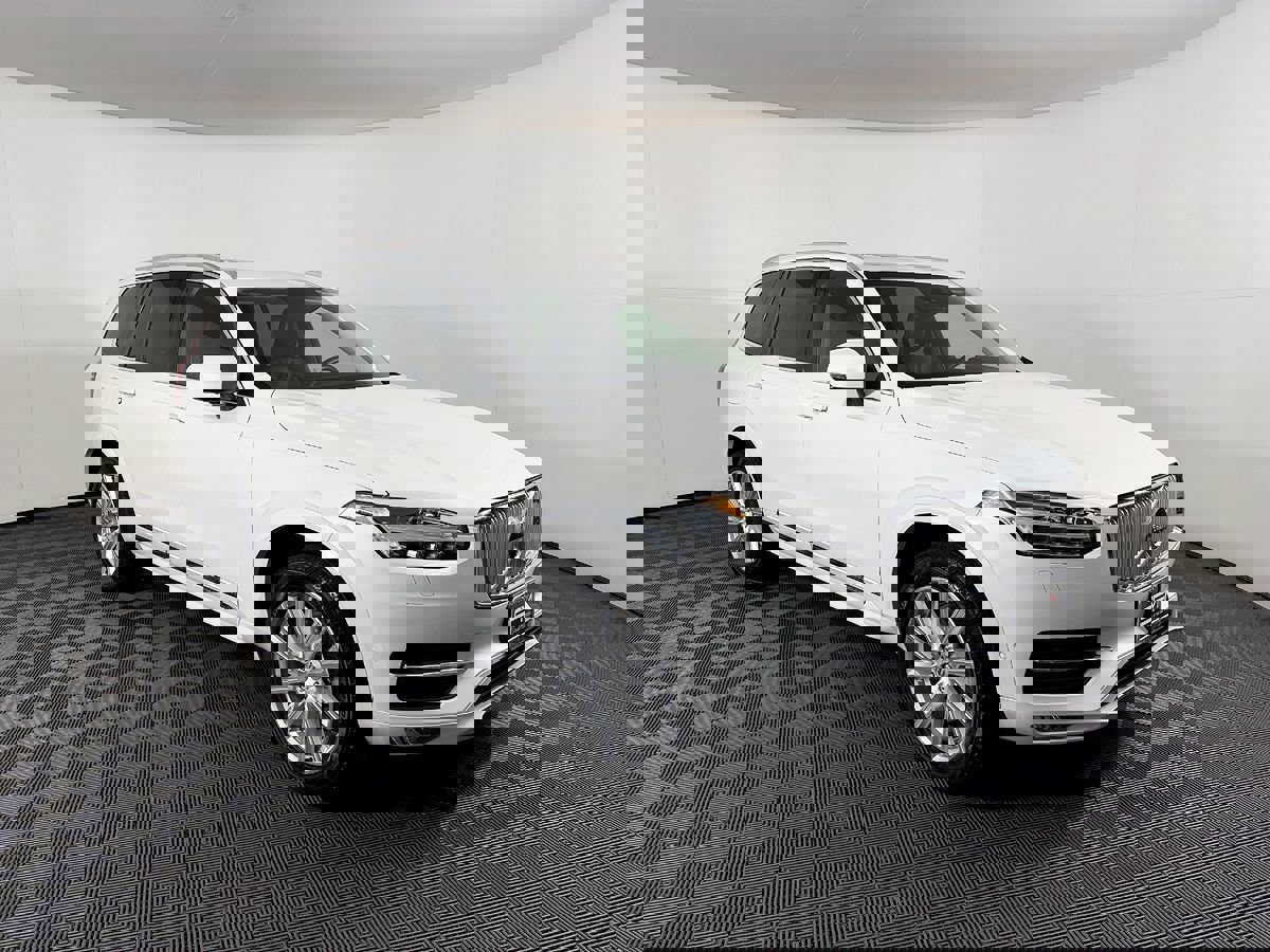 Used 2017 Volvo XC90 T6 Inscription w/ Vision Package image 6