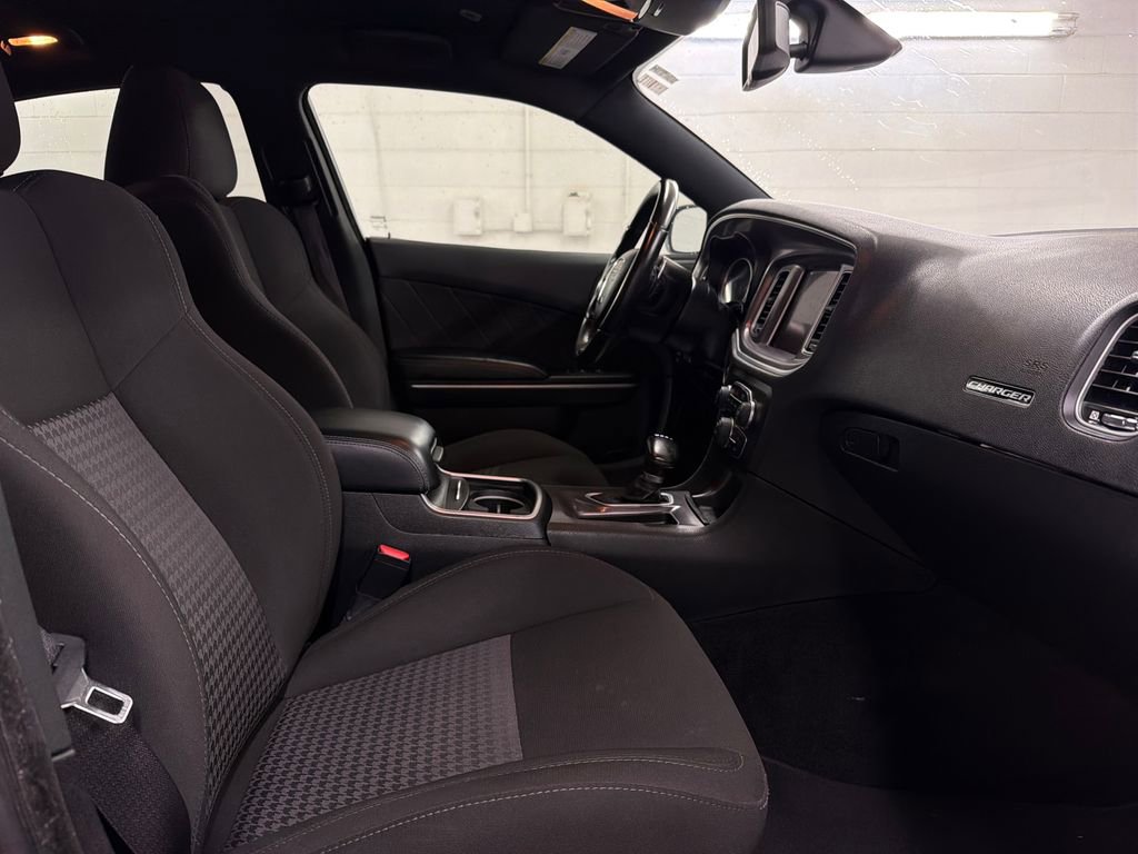 Used 2022 Dodge Charger R/T RWD image 28