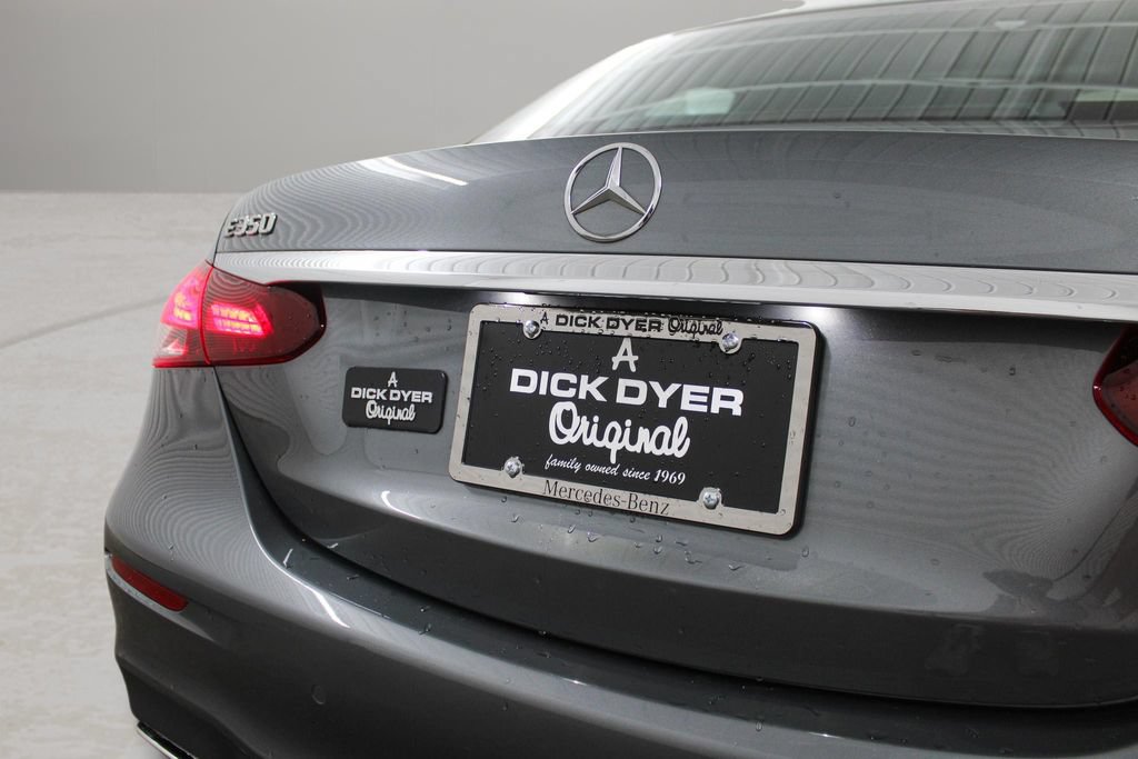 Used 2023 Mercedes-Benz E 350 4MATIC Sedan image 33