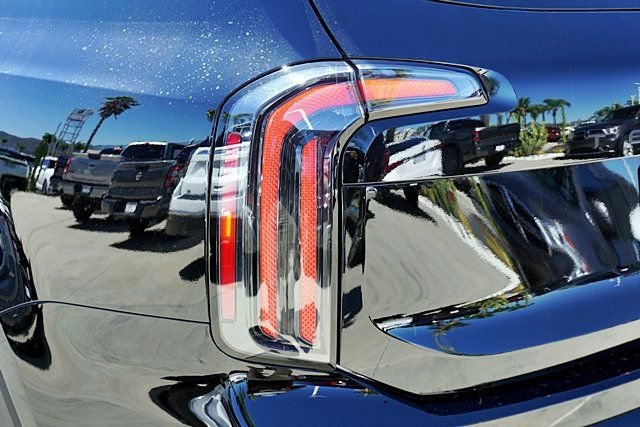 Used 2025 Kia Telluride EX X-Line AWD/4WD image 7