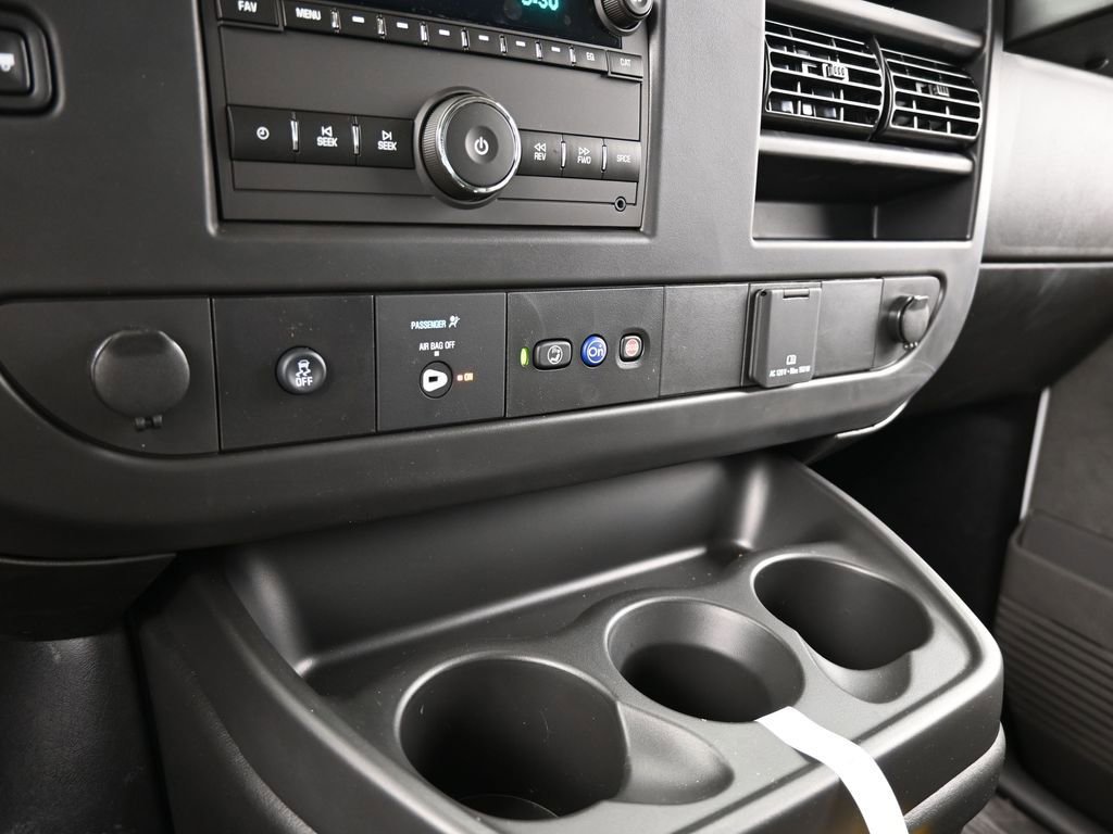 New 2025 Chevrolet Express 2500 w/ Driver Convenience Package image 19