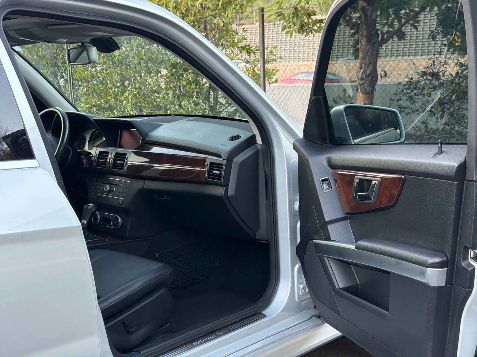 Used 2011 Mercedes-Benz GLK 350 GLK 350 4MATIC Sport Utility 4 image 17