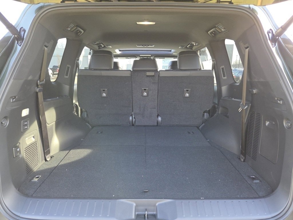 New 2025 Lexus LX 600 600 Premium image 39